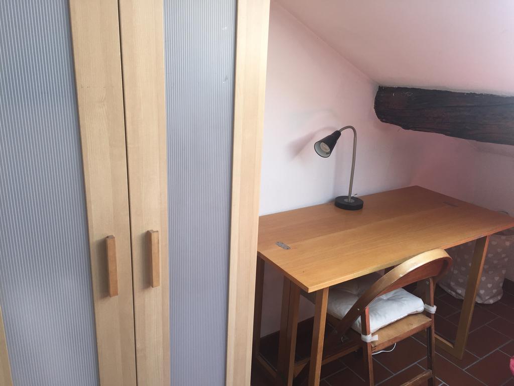 Charming Apartment The Castle Milano Esterno foto